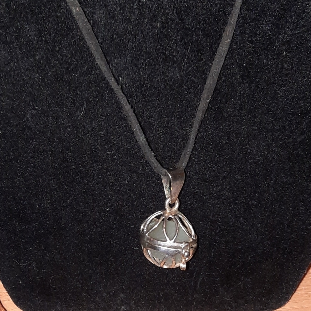 Mexico Silver cage pendant gemstone corded necklace with 925 sterling clasp - Picture 7 of 11